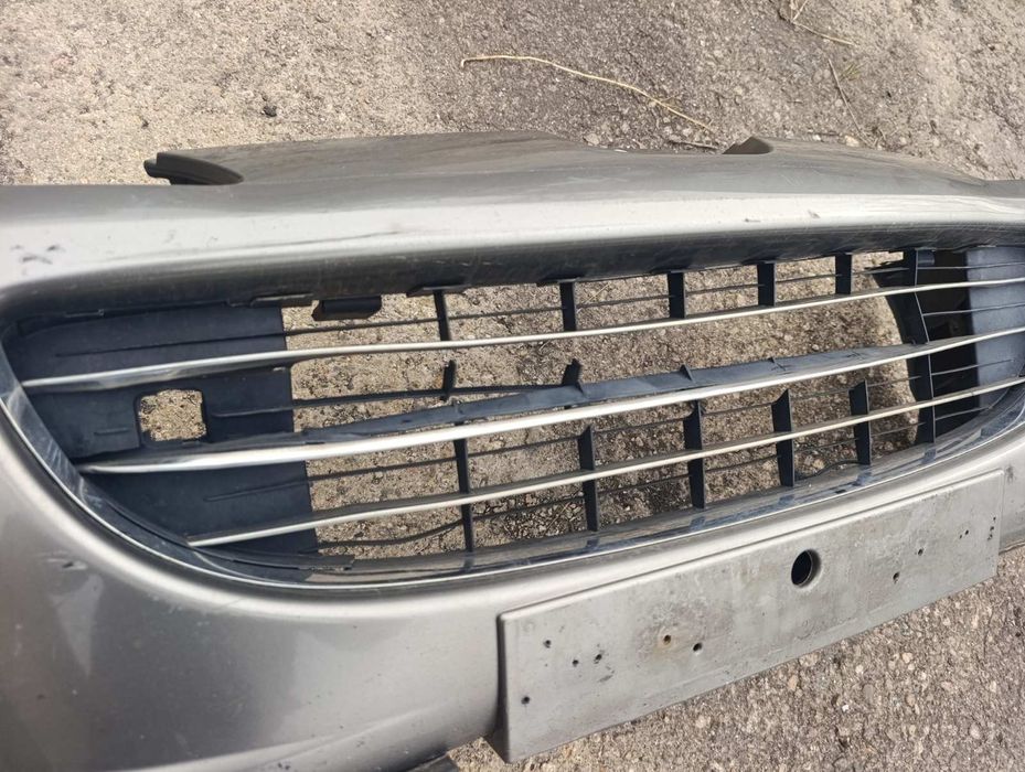 Предна броня за Peugeot 407 / Пежо 407