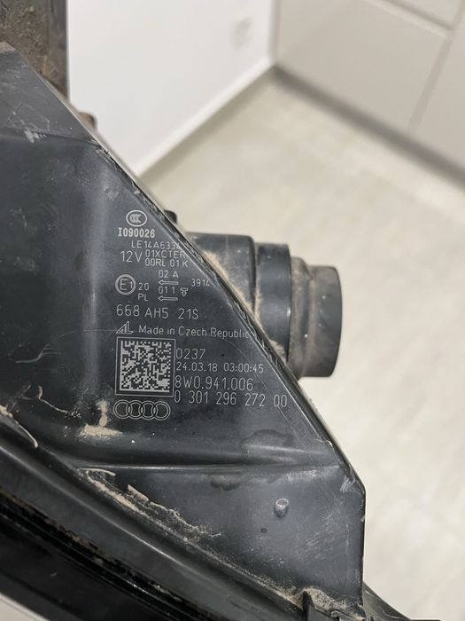 Far  Dreapta  Audi  A4 B9  2016