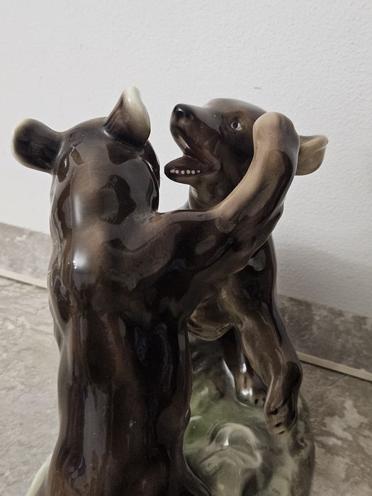 Порцеланов фигура Виена 20-ти век.