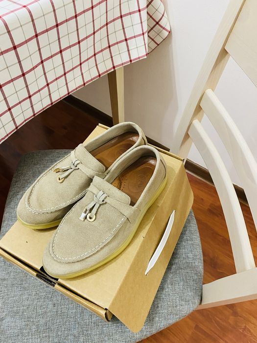 Женские лоферы .