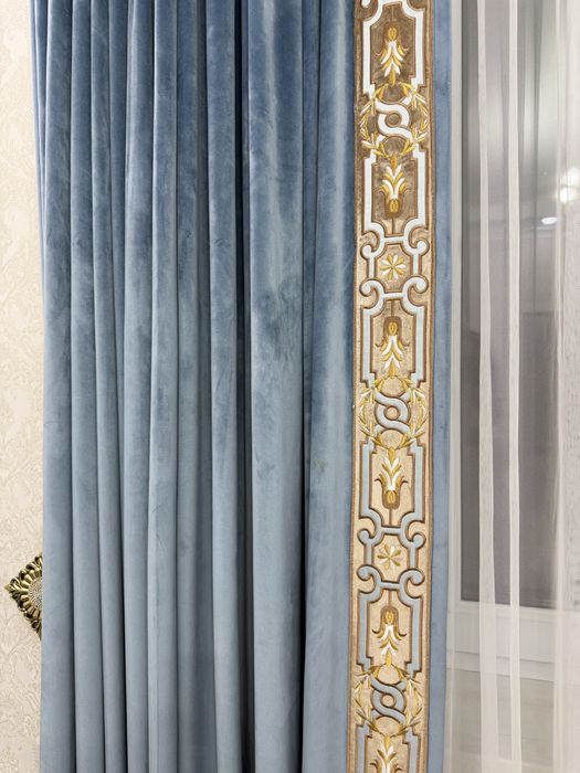 Продам шторы, королевский велюр