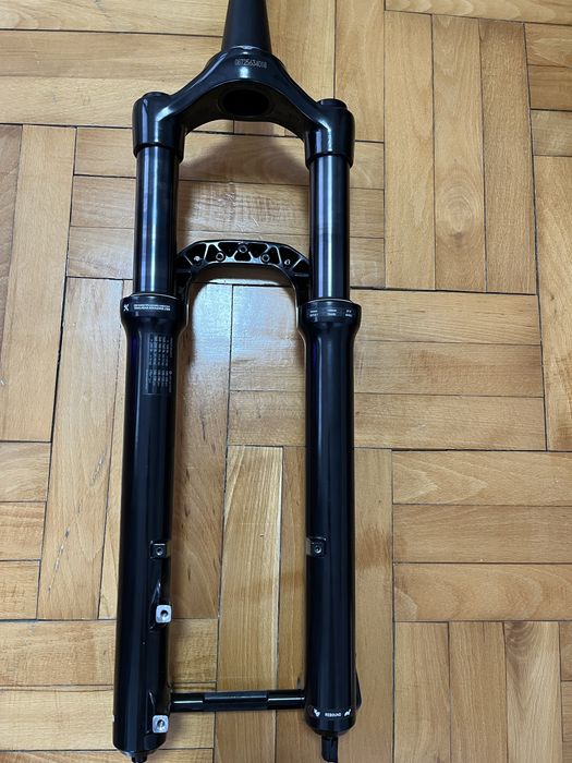 ЧИСТО НОВА! RockShox 35 Silver TK 27,5" Solo Air 120