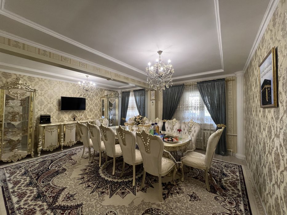 Uy sotiladi srochniy