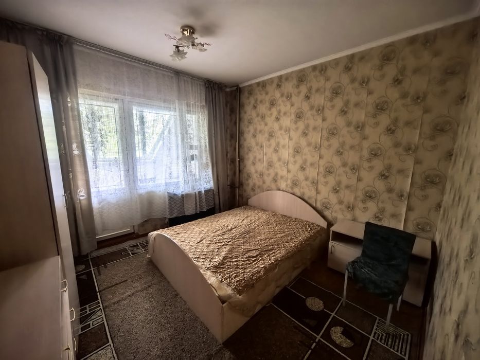 Продается 2 комнатная квартира в пятом микрорайоне