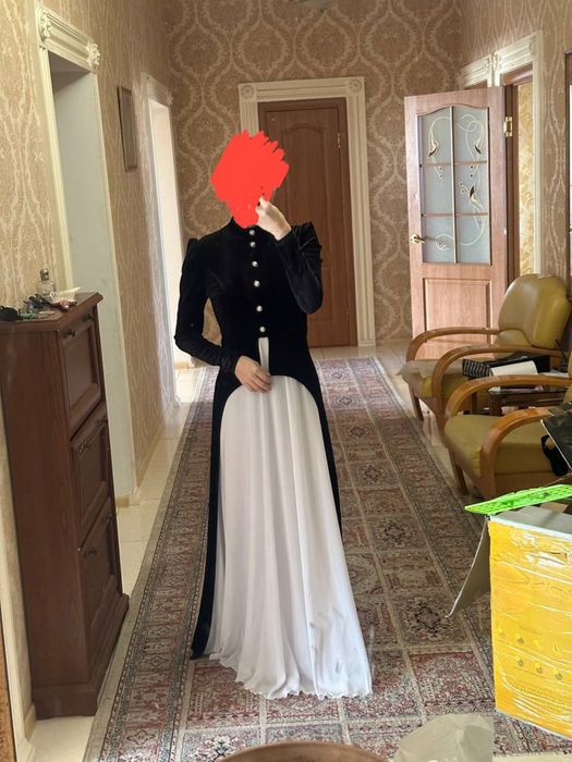 Разгрузка женских вещей