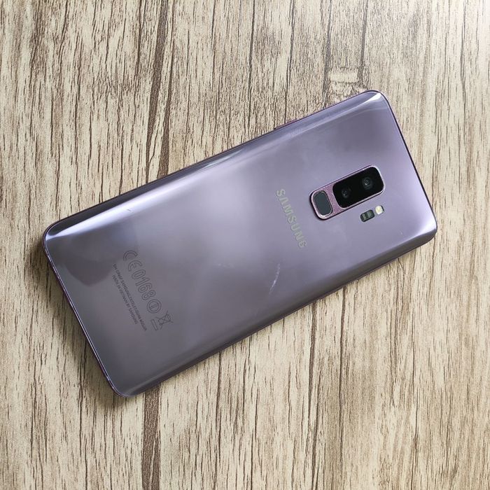 Samsung Galaxy S9+ sotiladi