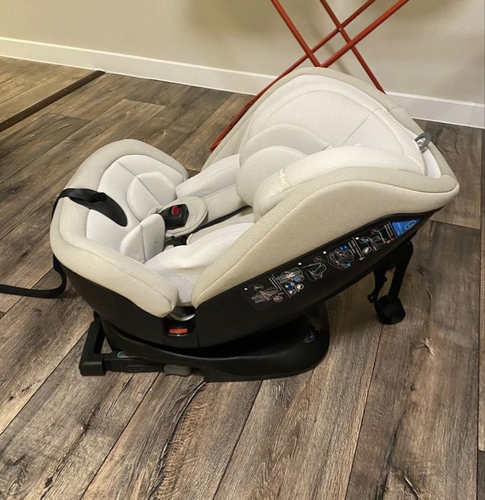 Автокресло olsson grow fast 0+/1/2/3