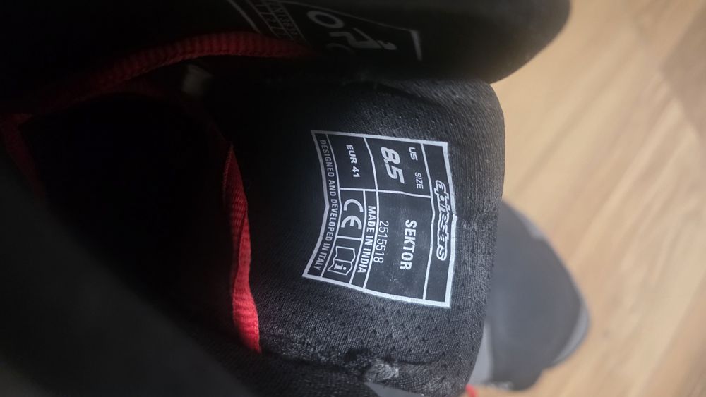 Ghete moto Alpinestars Sektor – mărimea 41 – stare foarte bună