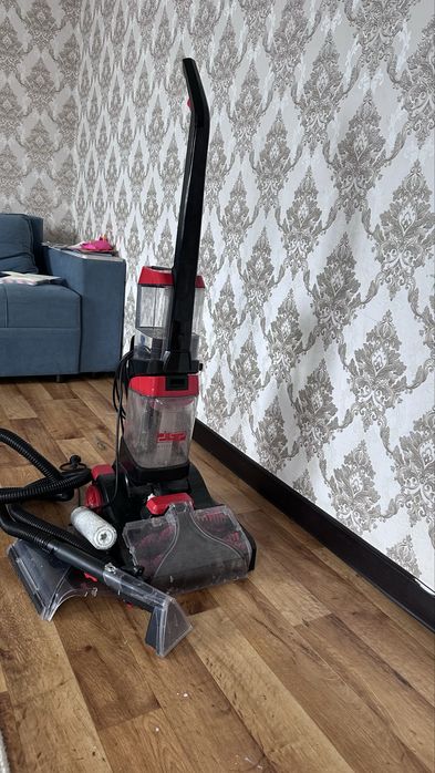 Продам пылесос моющий