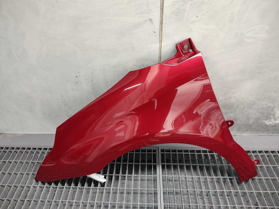 Aripa Fata Stanga Citroen C4 An 2004-2011 (EKQ (Rosu))