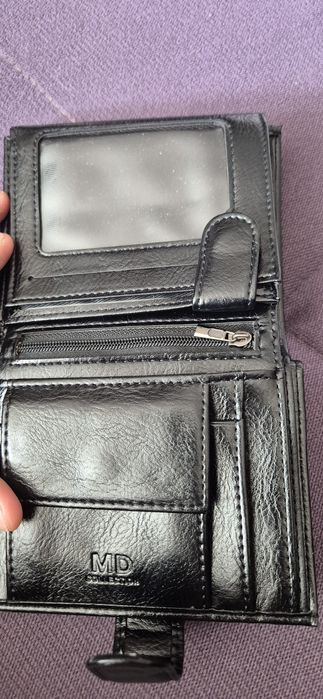 Продам кошелёк срочно