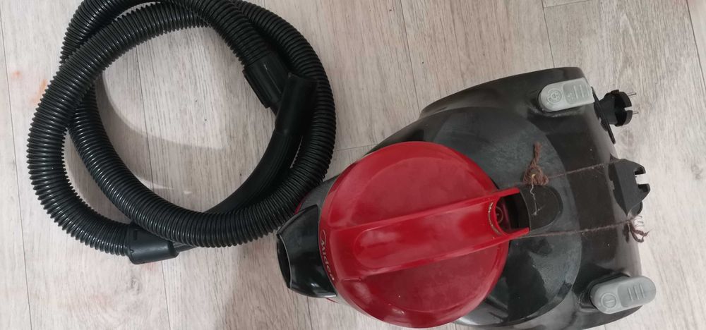 Продам пылесос, Медиа.