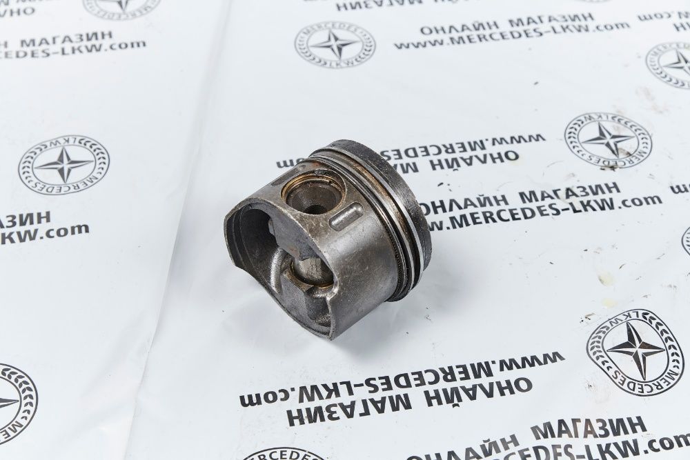БУТАЛО С БРОНЗОВА ВТУЛКА ОМ646 Mercedes-benz Sprinter след 200г.