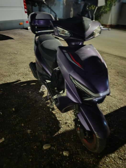 Скутер-мопед M12 150cc