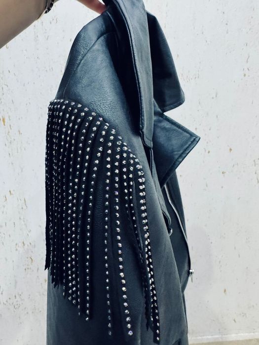 Ново кожено яке в черен цвят