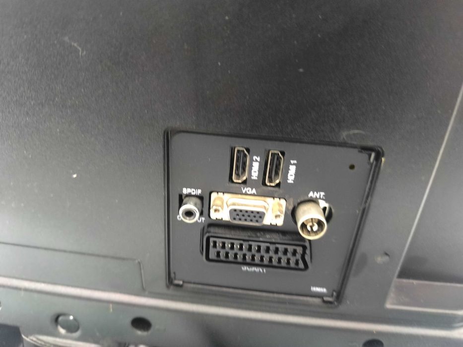 Televizor MEDION MD 21080 AT-A 23.6 inch cu player DVD integrat