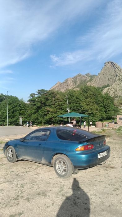 Продам машину Mazda mx-3