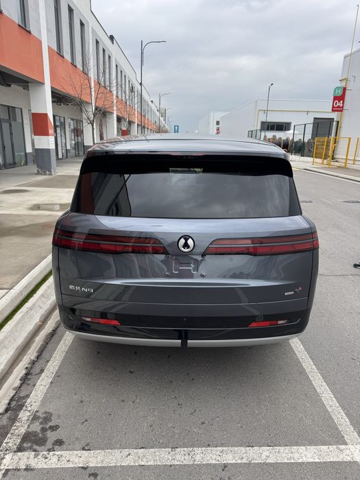 Denza N9 /4600km probeg