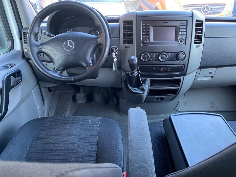 Mercedes Sprinter 316 6locuri, 3500kg remorcabil pe carlig