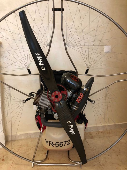 Paramotor, parapanta, echipament de zbor