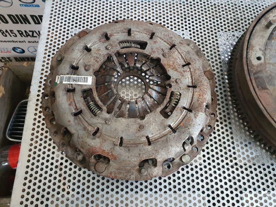 Kit Ambreiaj Volanta Masa Dubla BMW E90 E91 E87 E60 E61 F10 2.0 Diesel Motor N47