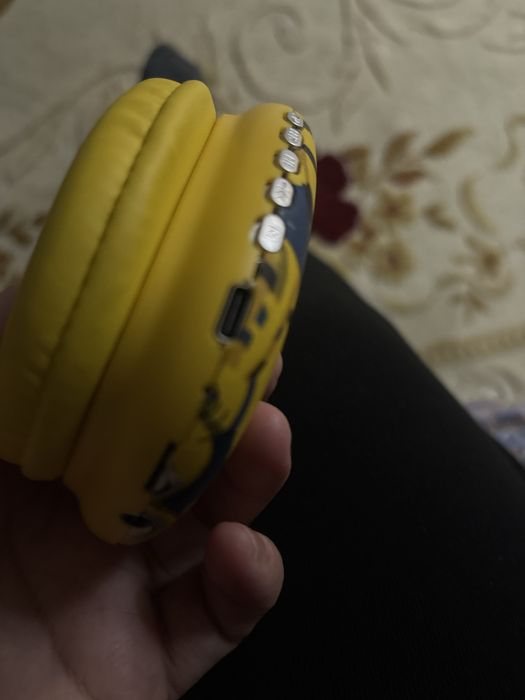 Наушники продам