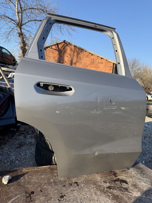 Врата BMW X1 U11