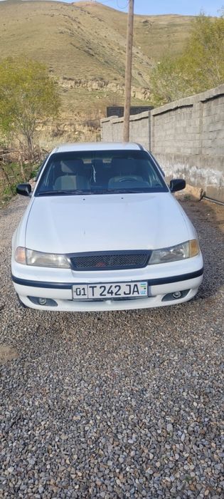 Arzon naxda Nexea 1 srochna sotiladi 2009 yil  holati yaxshi