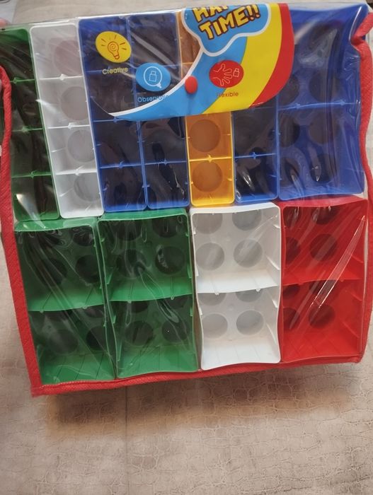 Продам конструктор детский