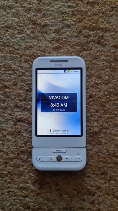 Продавам HTC Dream G1 първият андроид телефон