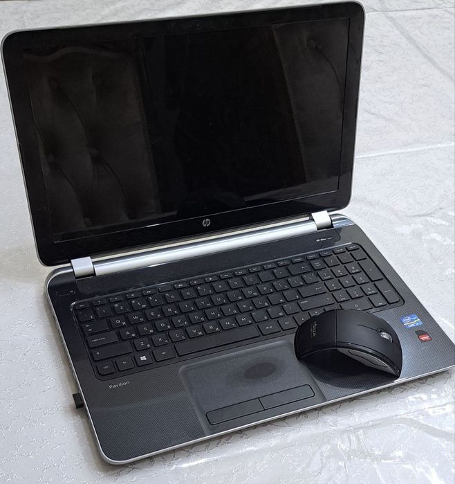 Ноутбук hp в хорошем состоянии