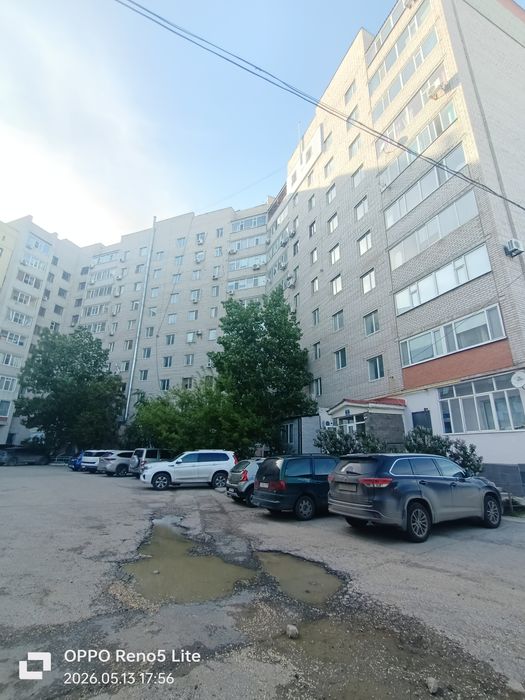 Продам 2 х кв 4/10 эт 2006г. 5 мкр . А. Молд