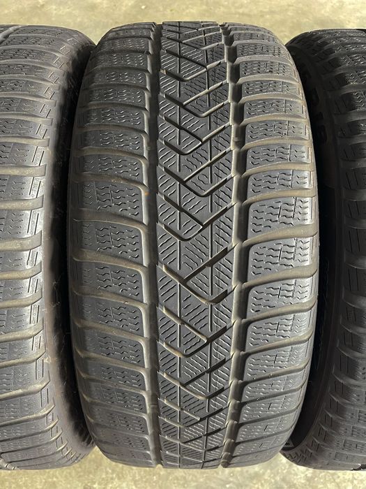 Set Anvelope Cauciucuri M+S Pirelli 235 45 R18 DOT 2021