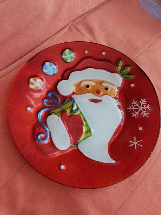 Коледна голяма чиния от стъкло