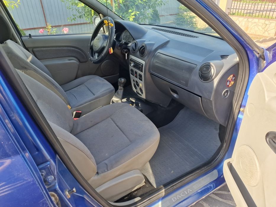 Dacia Logan 2006, cu aer condiționat