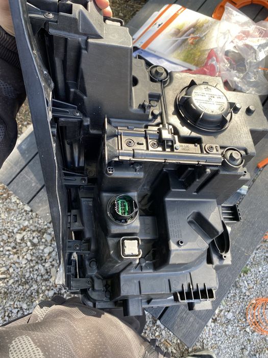 Десен фар Santa Fe FULL LED 2022