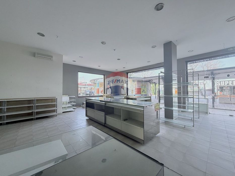 Продава се Магазин в к.к. Златни пясъци - 423 кв.м за 18 €/кв.м - Снимка #5