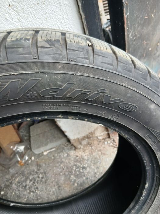 Yokohama 225/60/18 pirelli 235/55/19