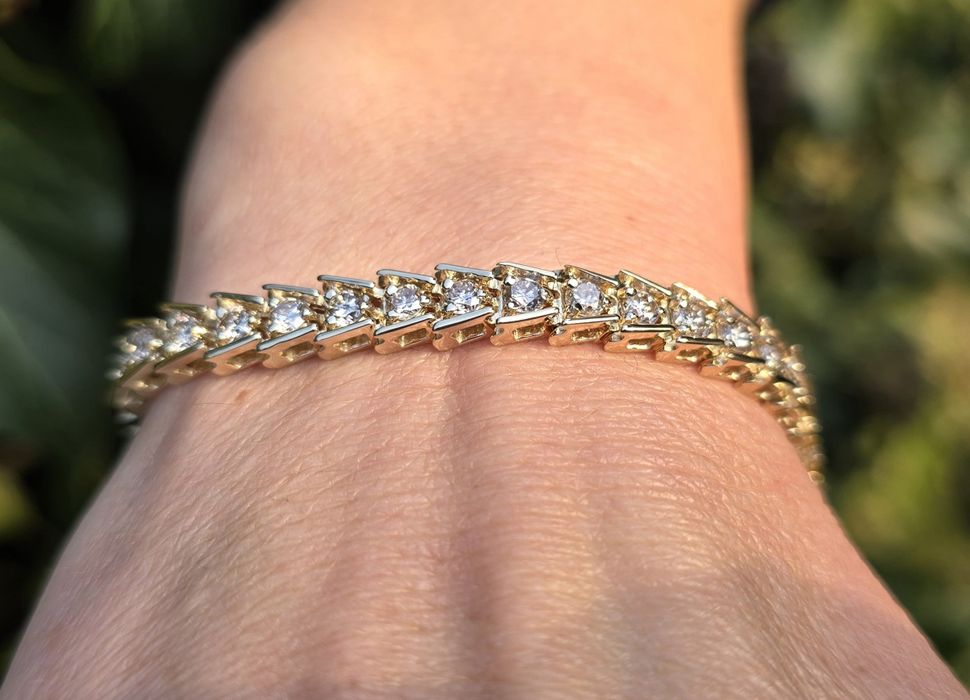 Brățară de aur galben cu diamante naturale 3,69ct. 21,10 grame