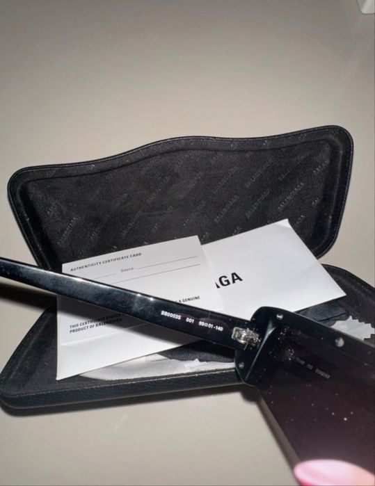 Ochelari de soare Balenciaga