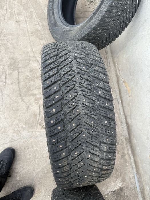 Шины зимние крузер 200