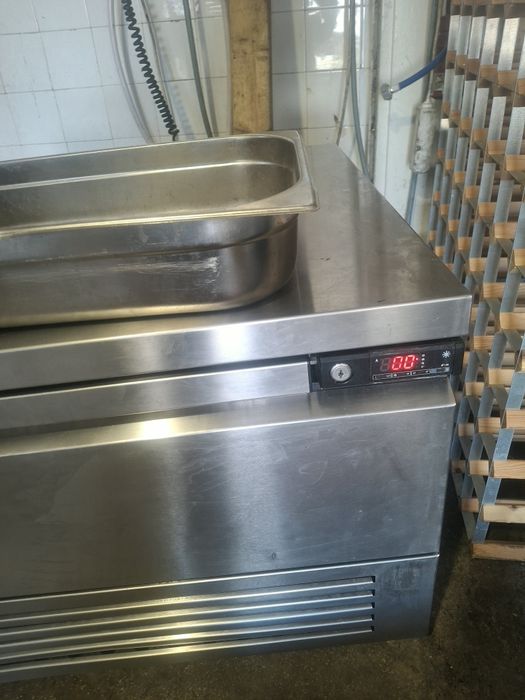 Хладилна маса/ база за уреди   Willams