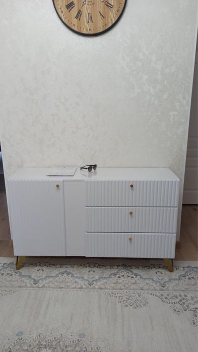Продам Комод 40*140 см