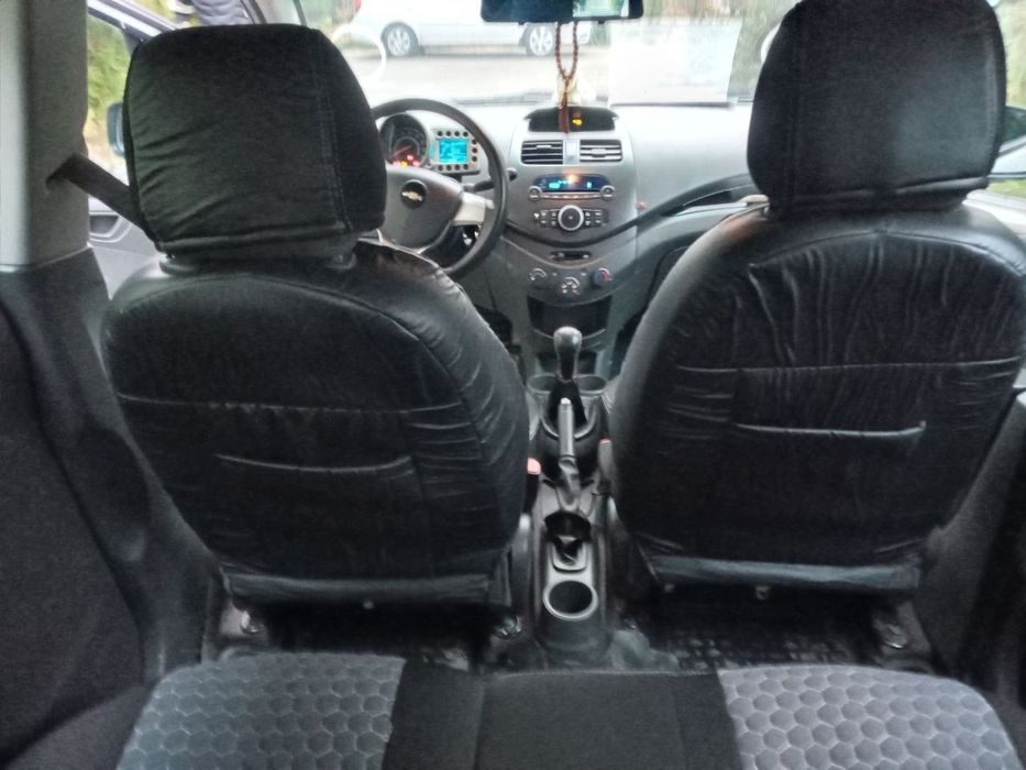 Spark 2 pozitsiya evro sotiladi kraska toza petnoyam yuq benzinda yur