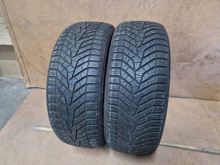 2 Yokohama R19 225/45
зимни гуми
DOT2020