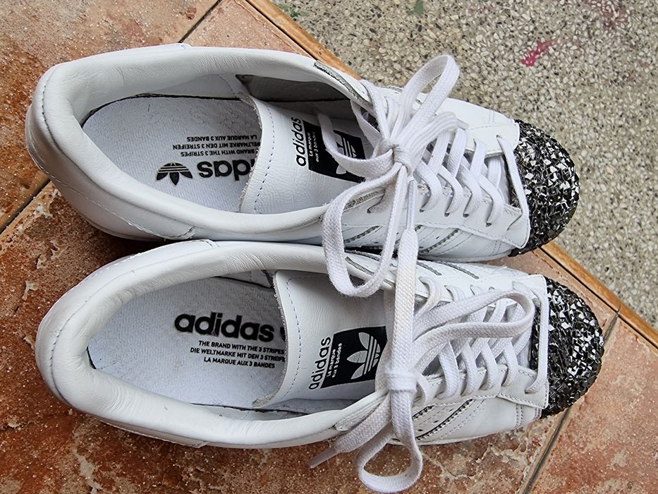 Оригинални маратонки Adidas