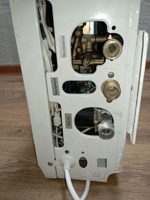 Газовый водонагреватель