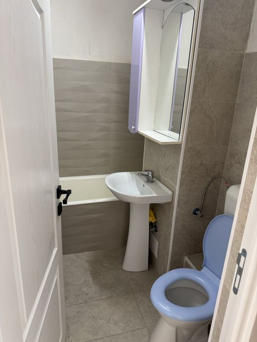 Apartament de inchiriat cu 2 camere situat in centru nou
