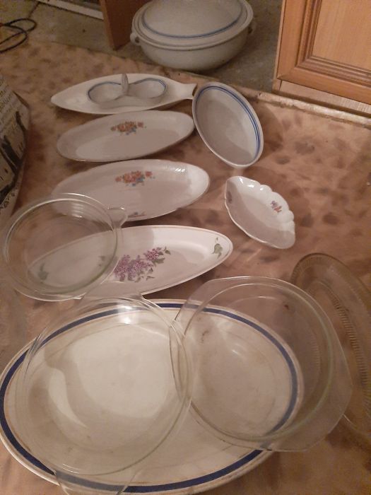 Продам селедочницы разные