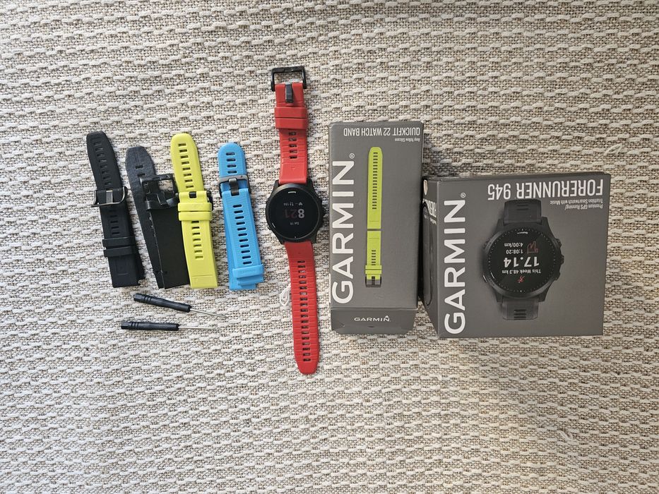 Garmin Forerunner 945 - пълен комплект, без забележки